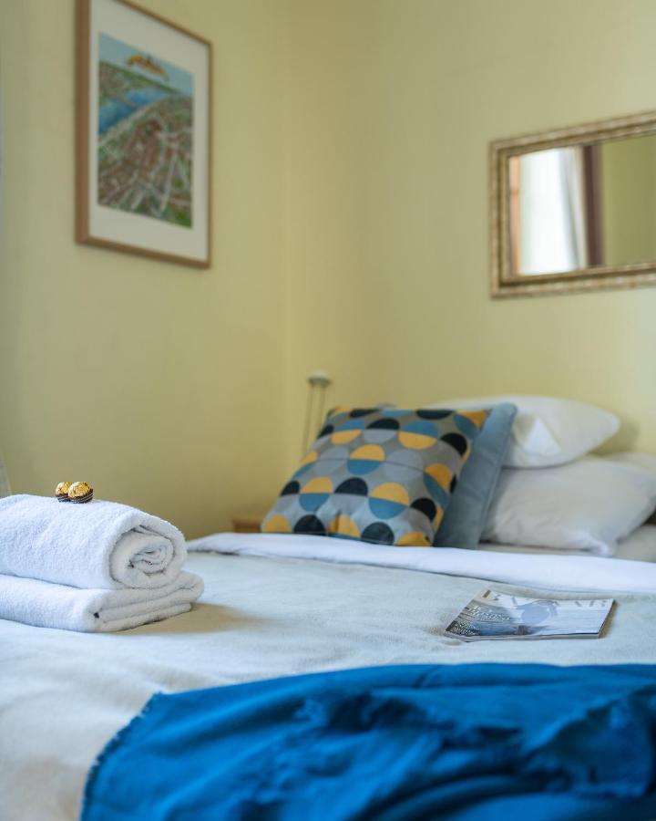 Two Bedroom Apartment For 6 People Warschau Buitenkant foto